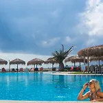Plaza Отель 3*