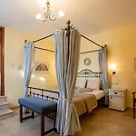 Plaza 3* Плака