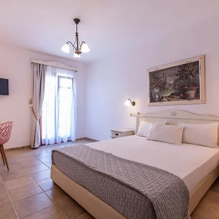 Hotel Plaza 3*