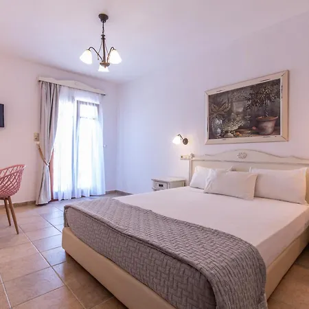 Otel Plaza 3*