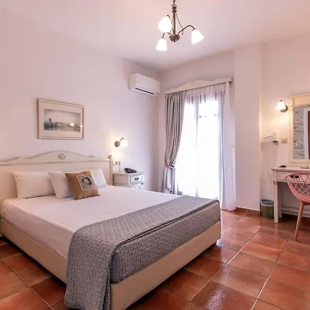 Otel Plaza 3*
