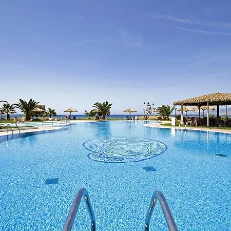 Hotel Plaza 3*