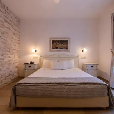 Plaza 3* Plaka (Naxos)